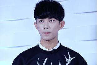 勇闯娱乐圈的男人吃瓜,揭秘男星吃瓜背后的故事